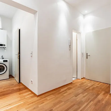 Spacious 3-Room Apt. 15 Min To The City Center Vienna Exterior photo