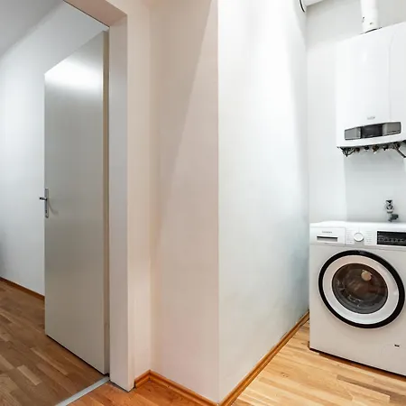 Spacious 3-Room Apt. 15 Min To The City Center Vienna Exterior photo